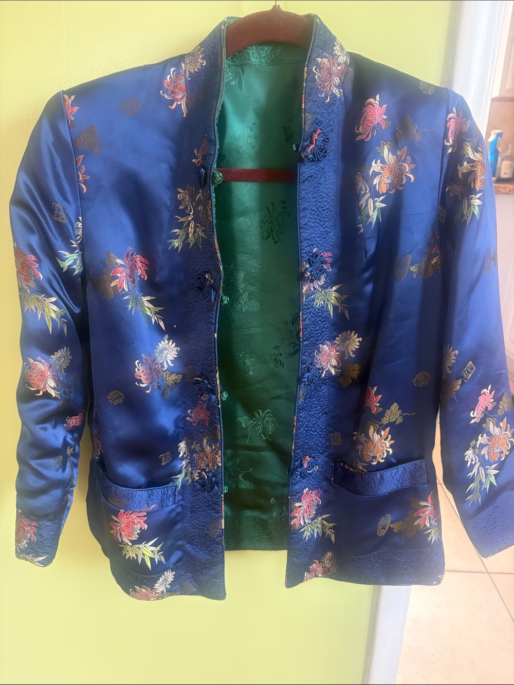 Vintage Blue Floral Satin Mandarin Collar Blazer with Green Lining
